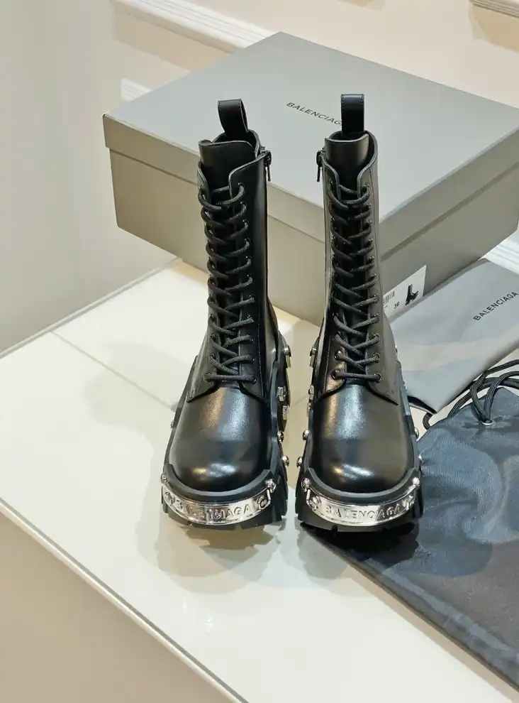 hype Balenciaga Boots