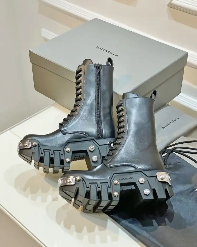 hype Balenciaga Boots