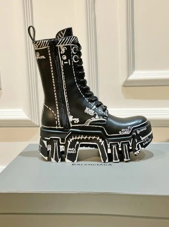 hype Balenciaga Boots