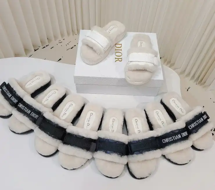 hype Christian Dior Slippers