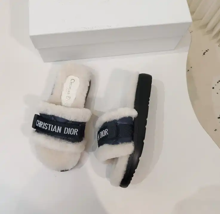 hype Christian Dior Slippers