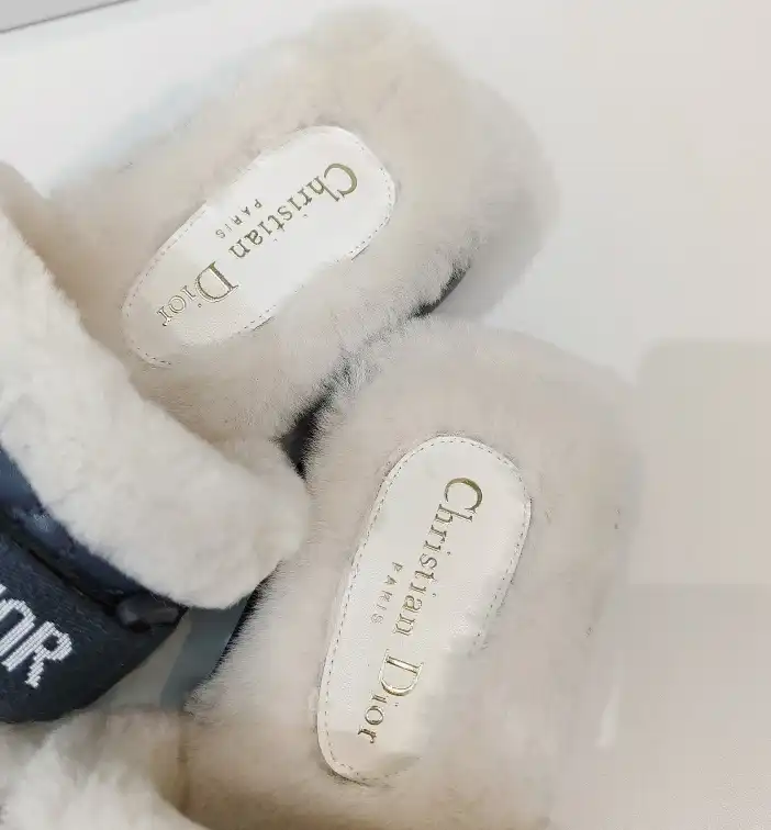 hype Christian Dior Slippers