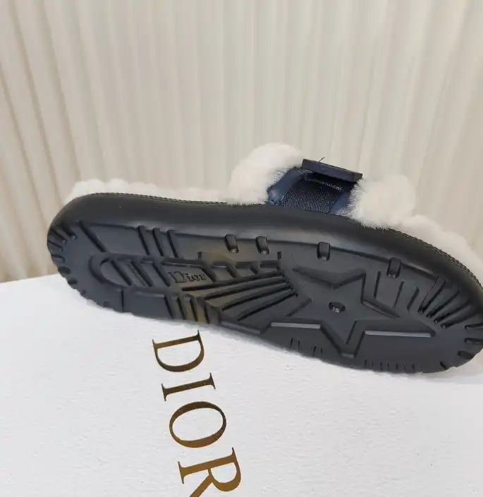 hype Christian Dior Slippers