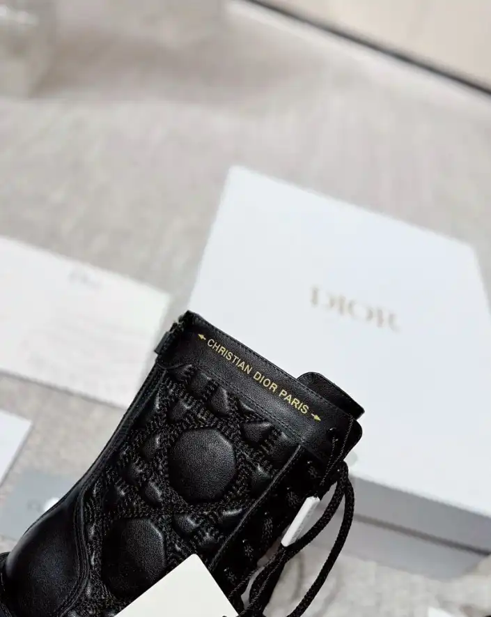 hype Christian Dior Boots