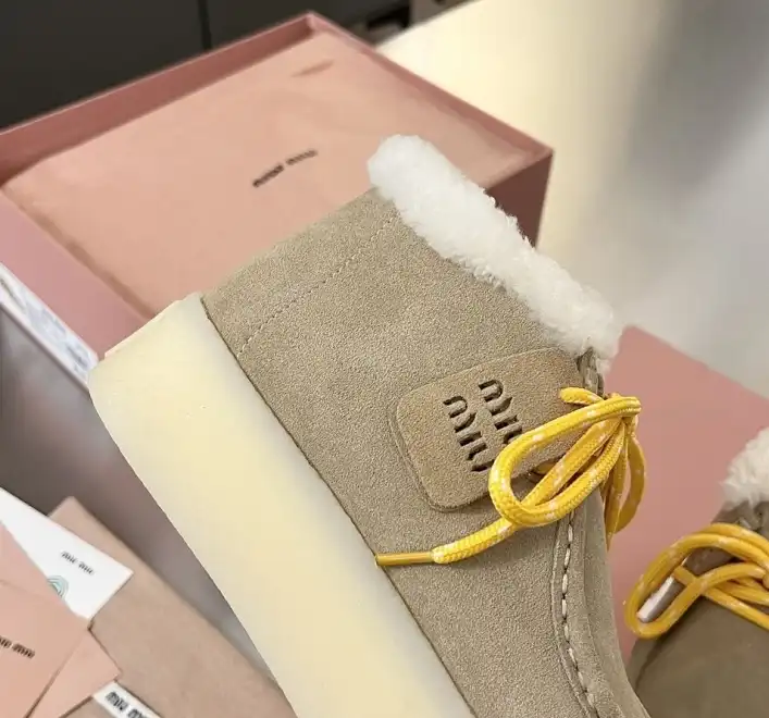 hype Miu Miu Casual Shoes