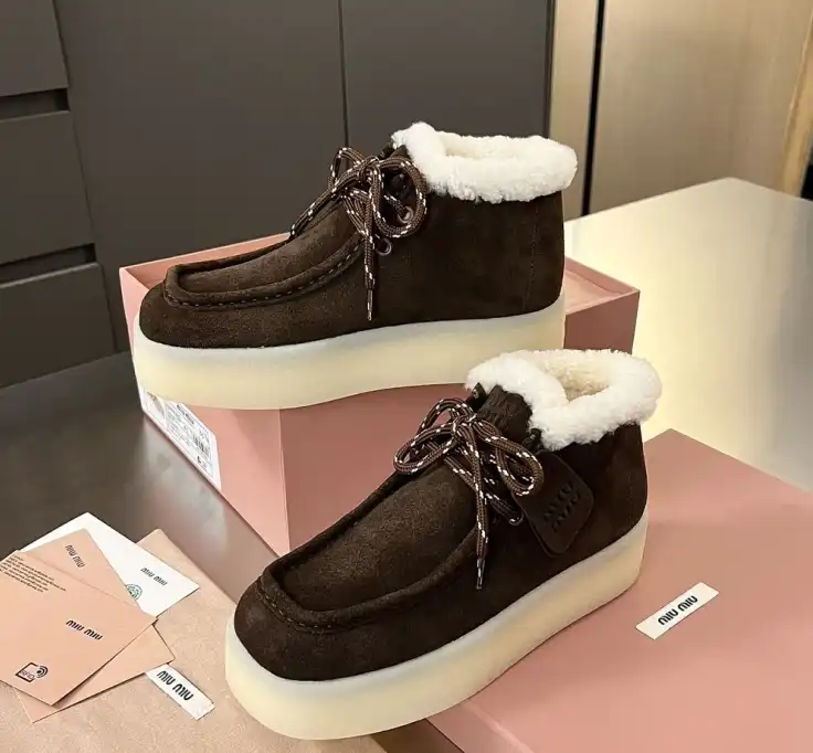 hype Miu Miu Casual Shoes