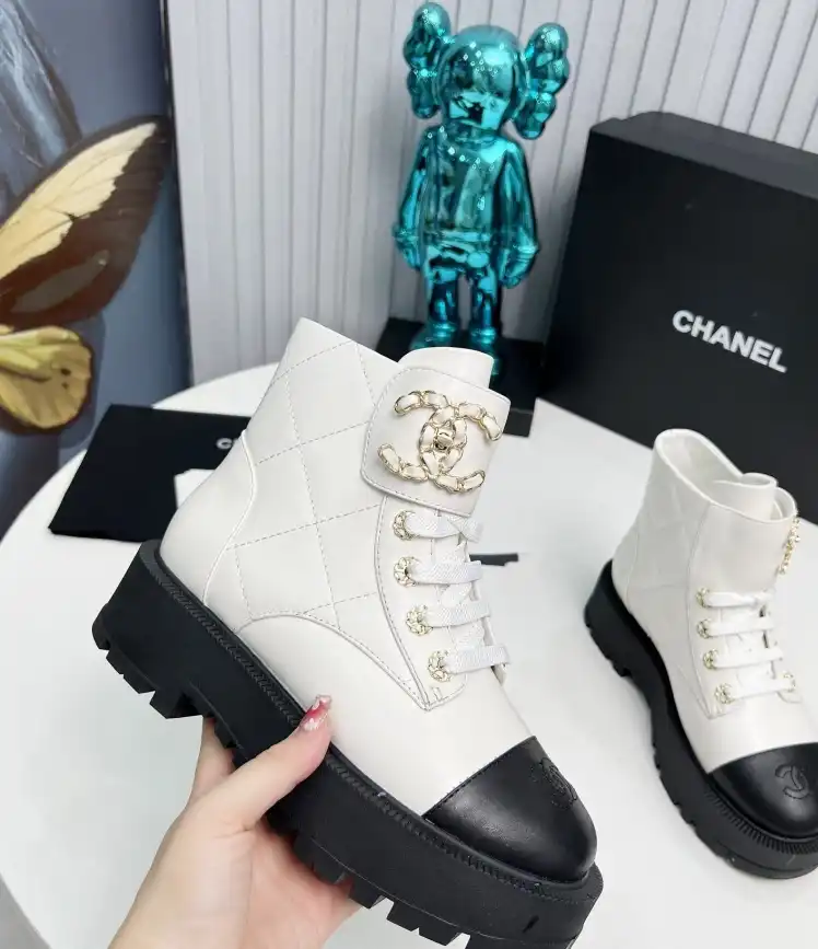 hype Chanel Boots