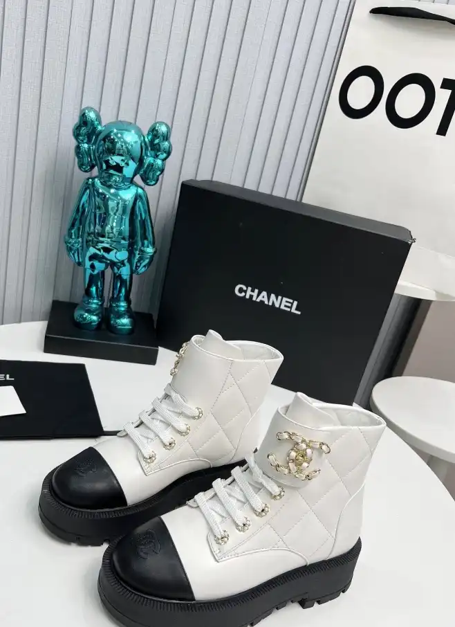 hype Chanel Boots