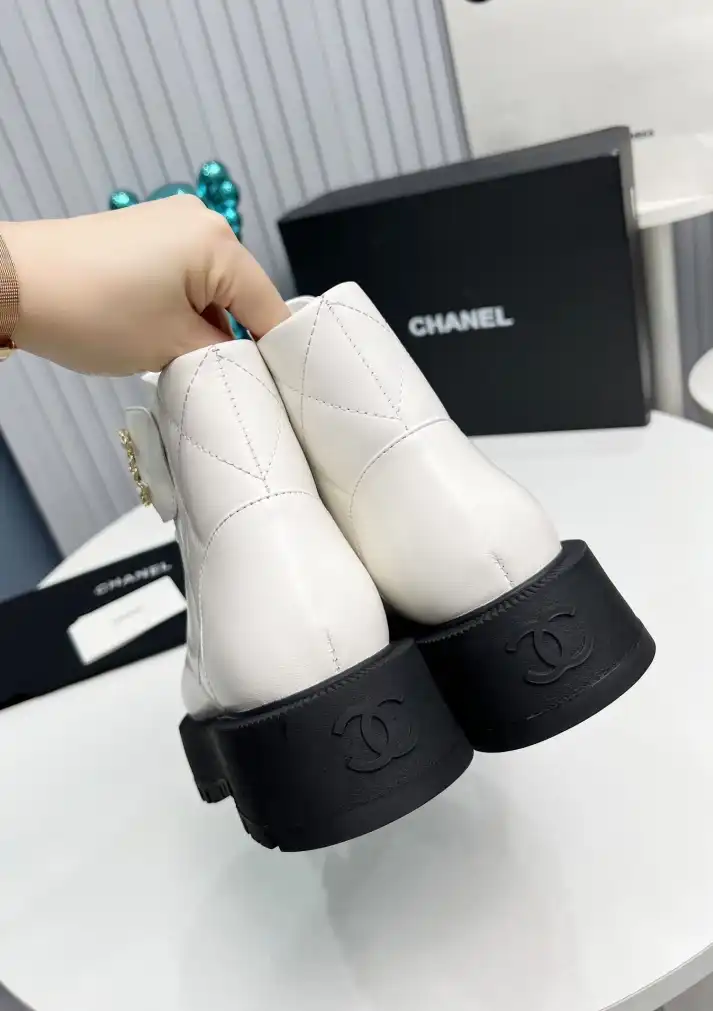 hype Chanel Boots