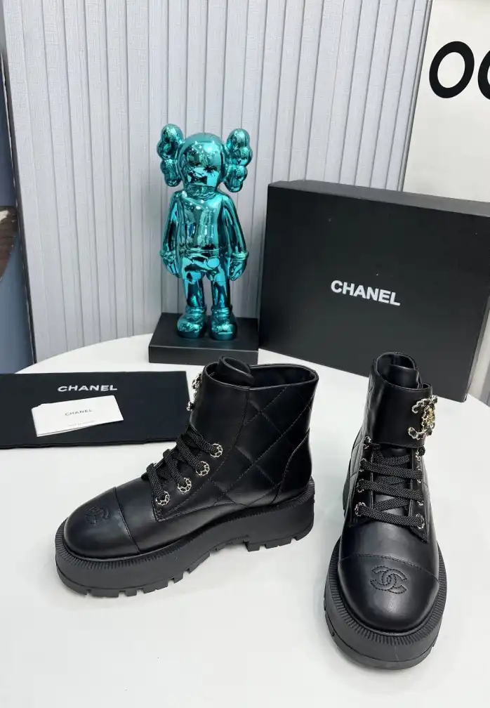 hype Chanel Boots