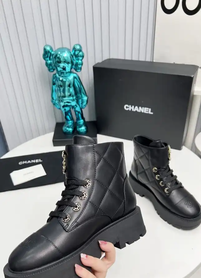 hype Chanel Boots