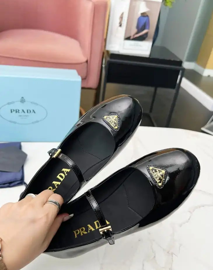 hype Prada flat shoes