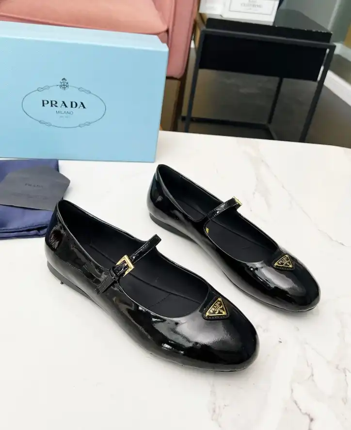 hype Prada flat shoes