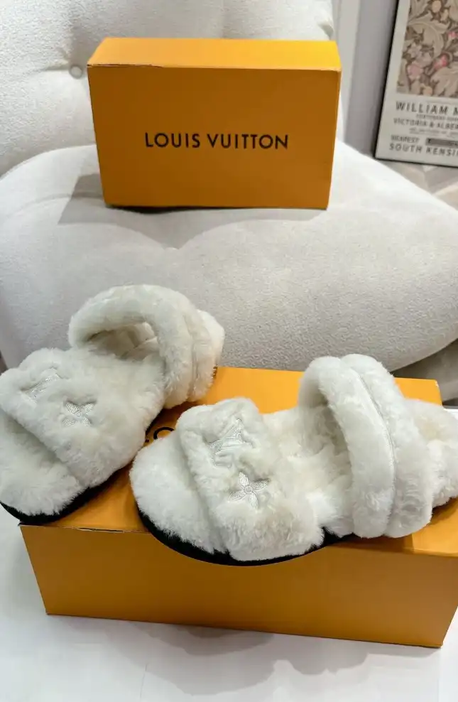 hype LV Slippers