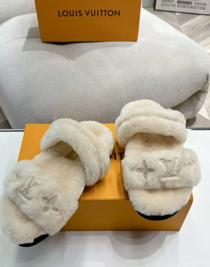 hype LV Slippers