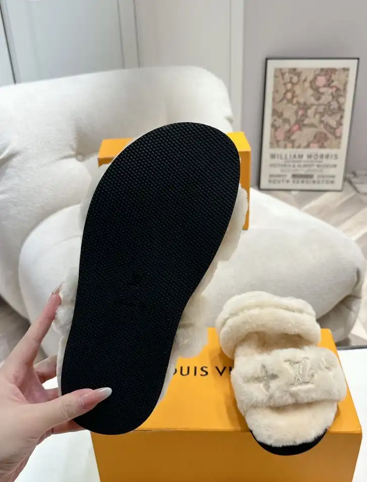 hype LV Slippers