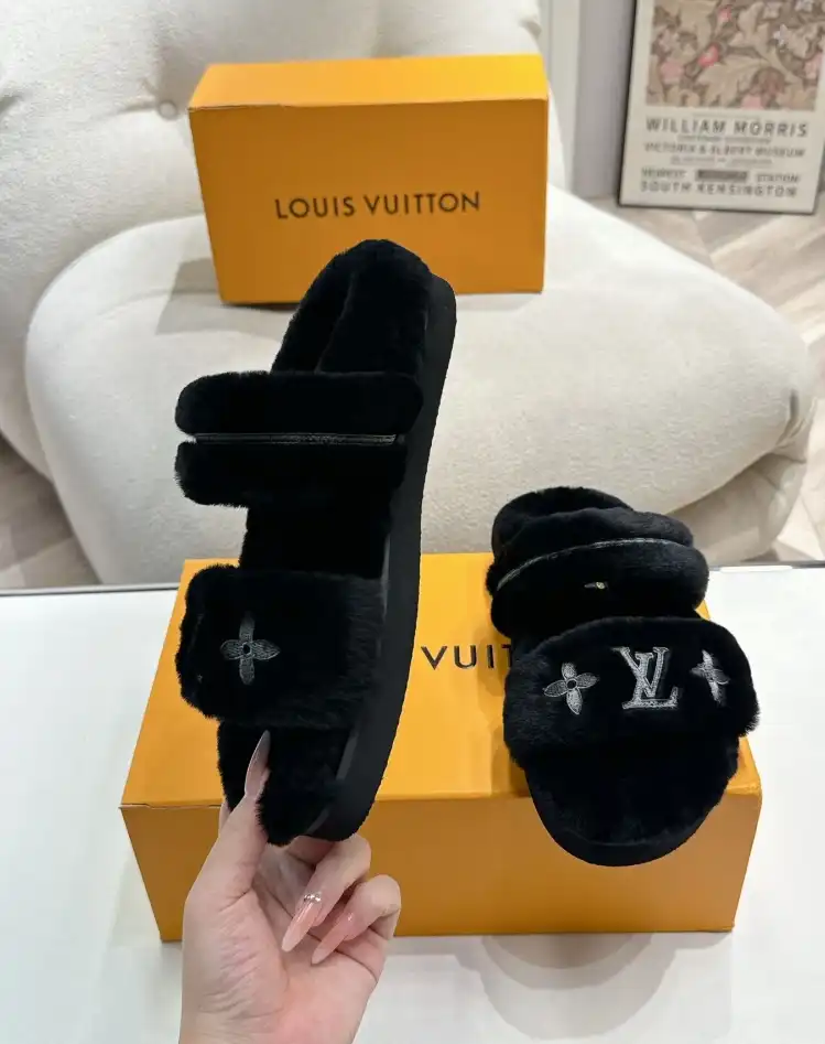 hype LV Slippers