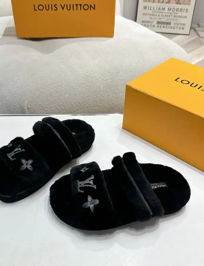 hype LV Slippers