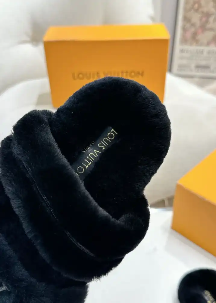 hype LV Slippers