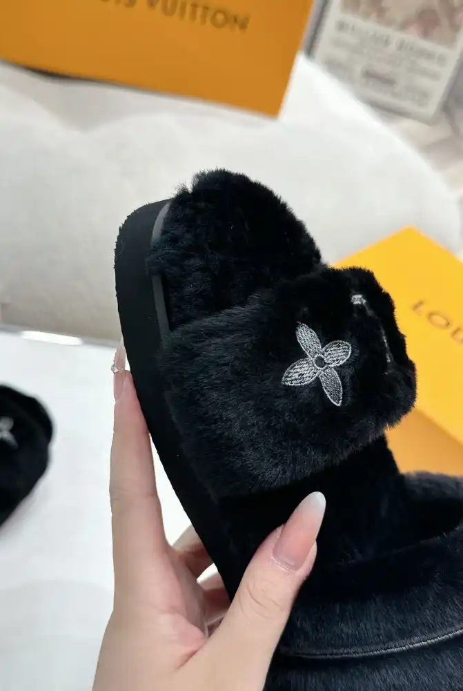 hype LV Slippers