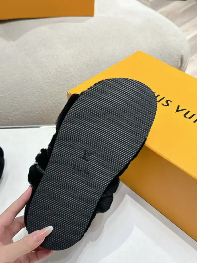 hype LV Slippers