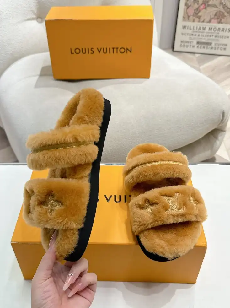 hype LV Slippers