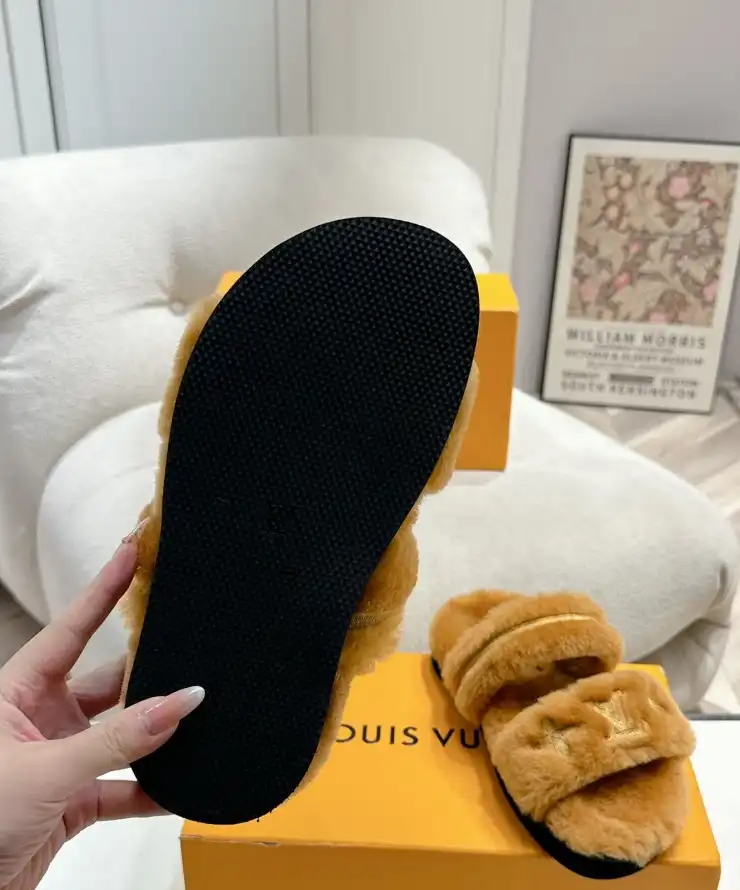 hype LV Slippers