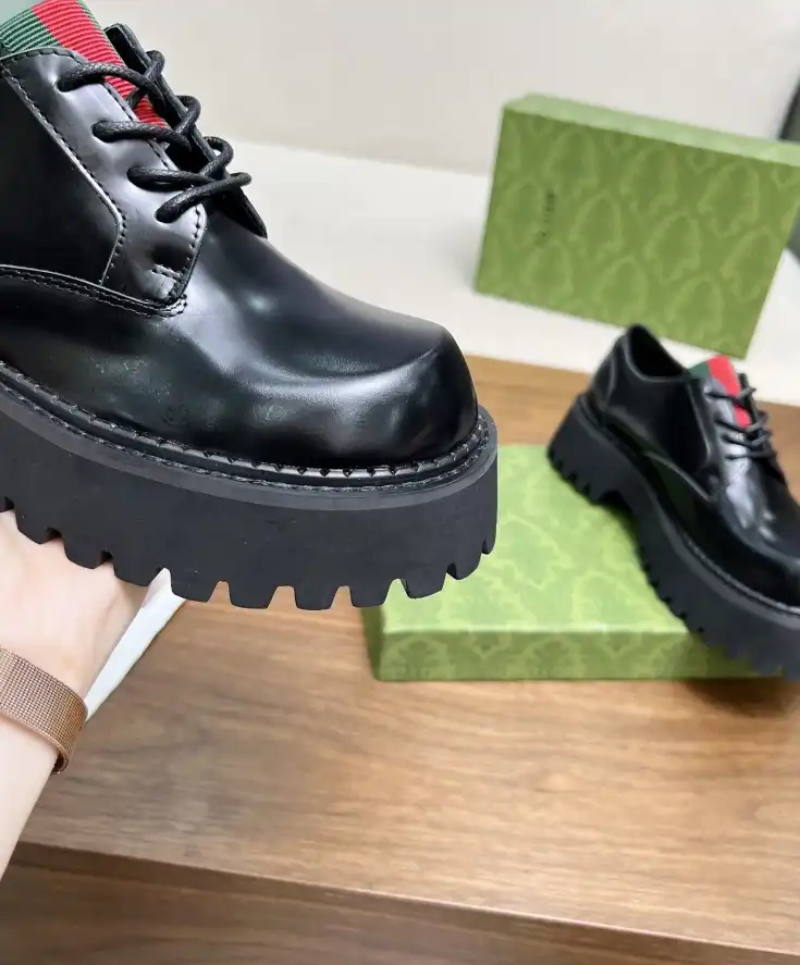 hype Gucci Leather Shoes