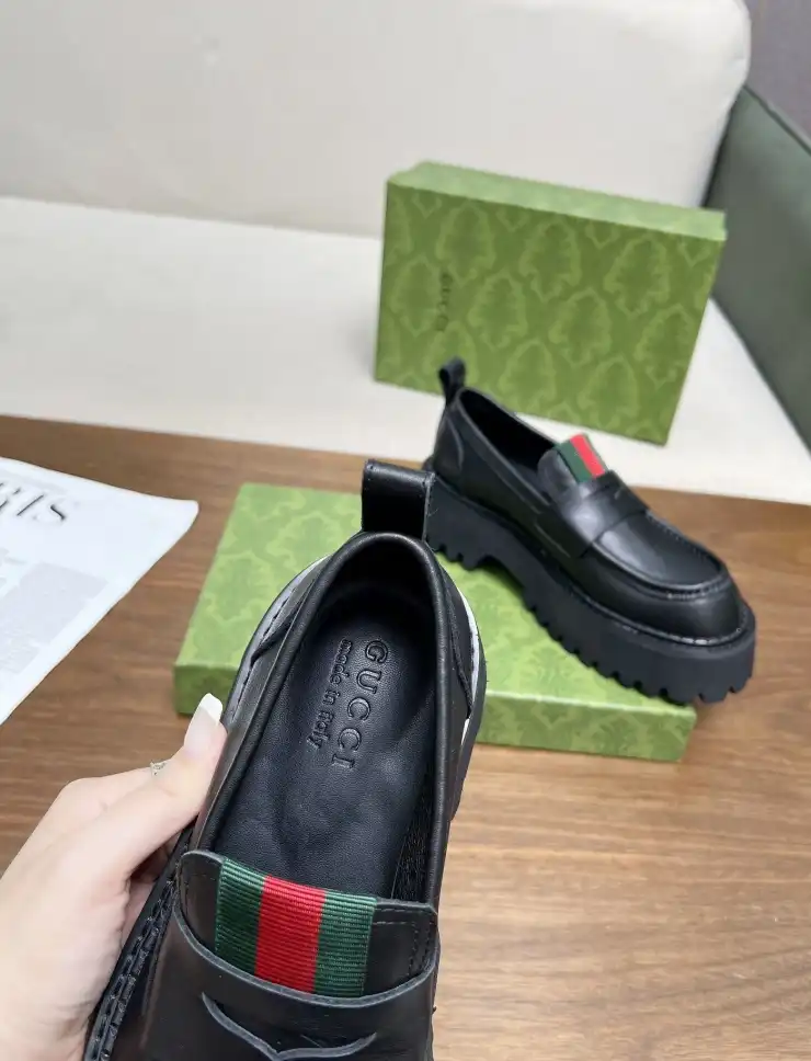 hype Gucci Leather Shoes