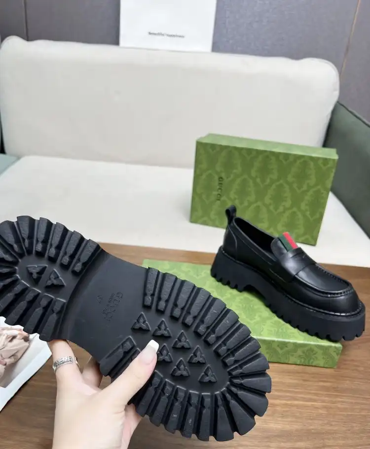 hype Gucci Leather Shoes