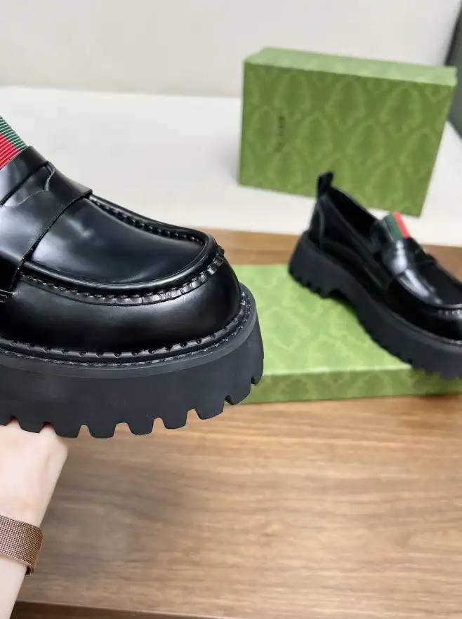 hype Gucci Leather Shoes