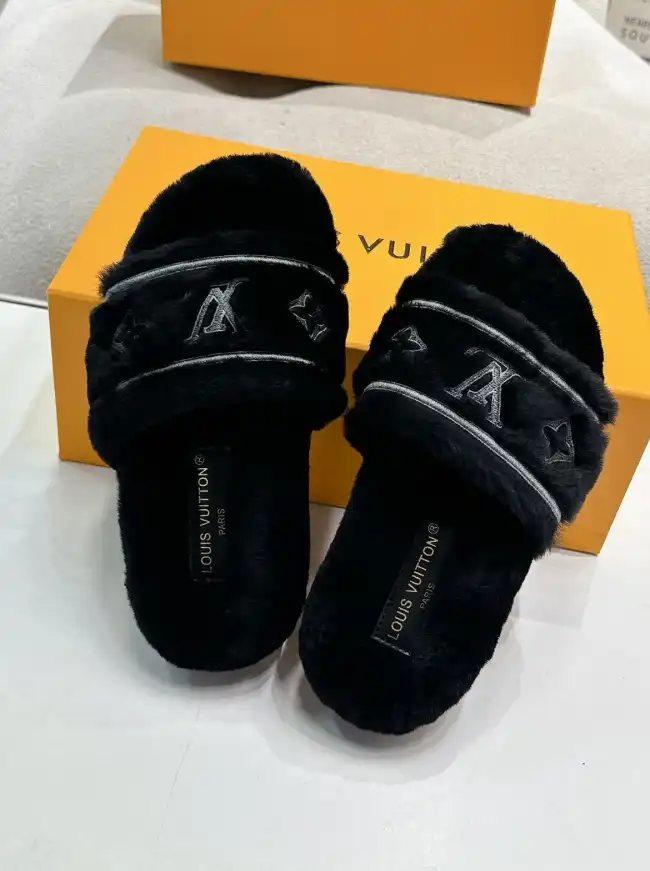 hype LV Slippers