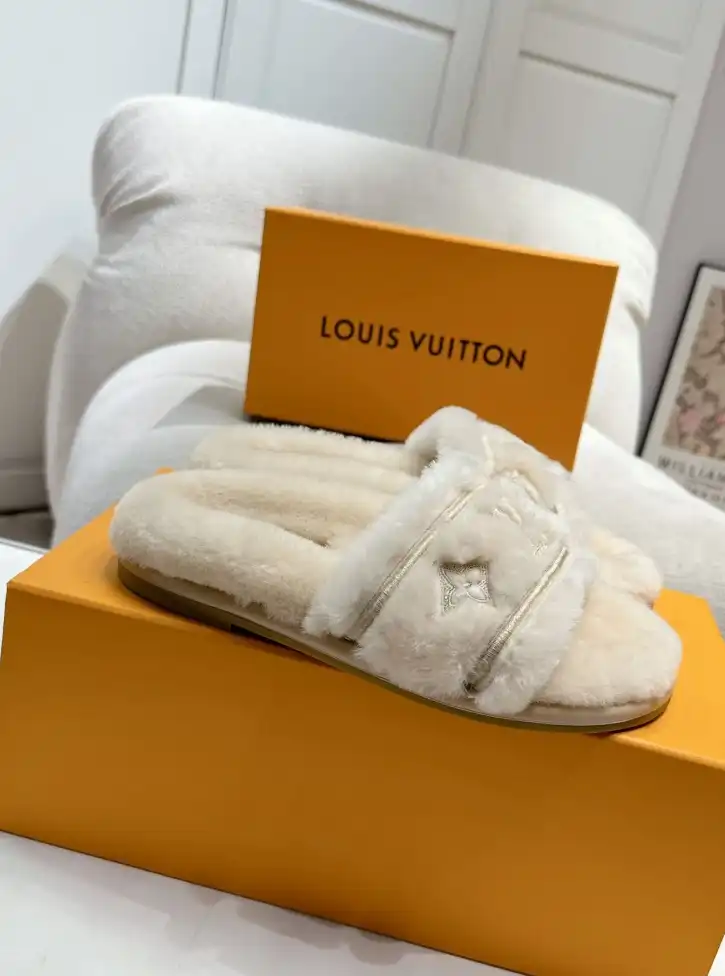 hype LV Slippers