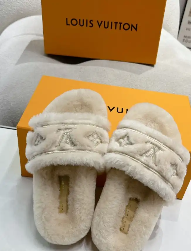 hype LV Slippers