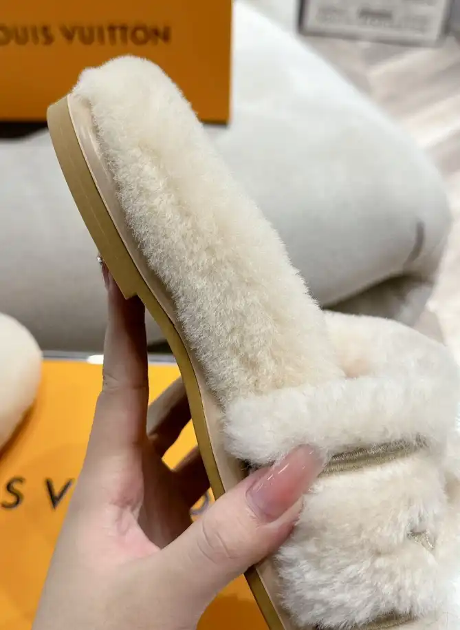 hype LV Slippers