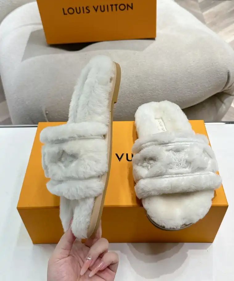 hype LV Slippers