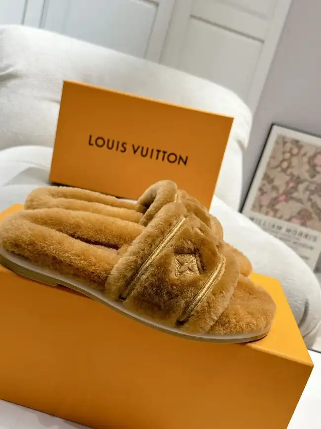 hype LV Slippers