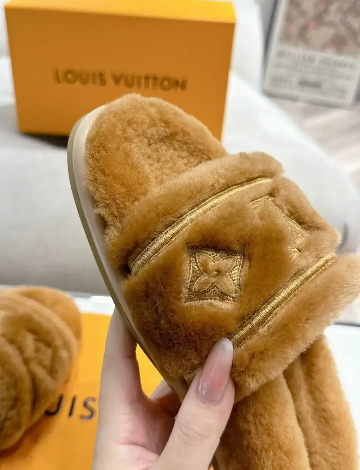 hype LV Slippers