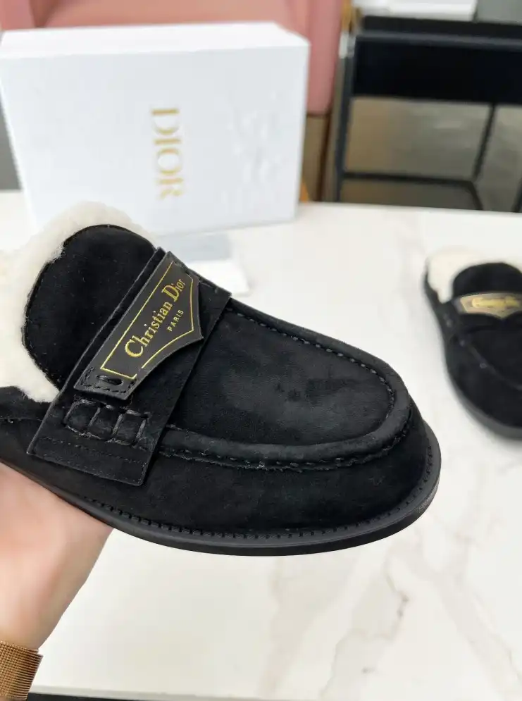 hype Christian Dior Slippers