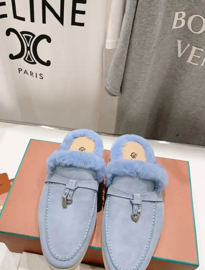 hype Other Slippers