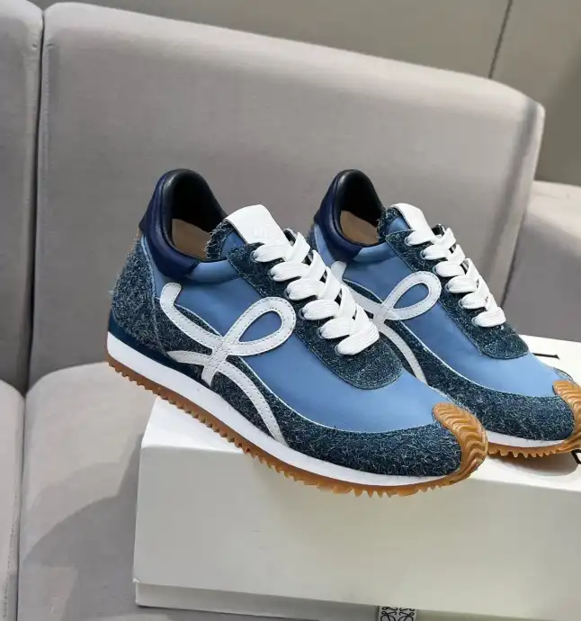 hype Loewe Sneakers