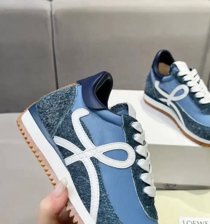 hype Loewe Sneakers