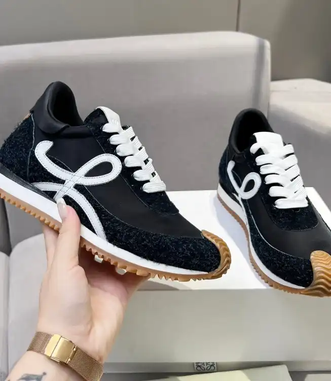 hype Loewe Sneakers