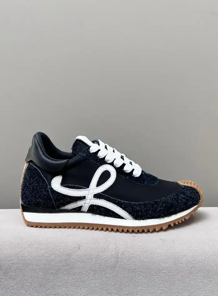 hype Loewe Sneakers