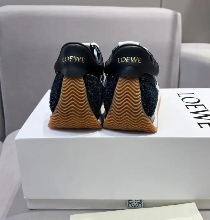 hype Loewe Sneakers