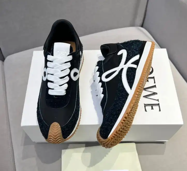 hype Loewe Sneakers