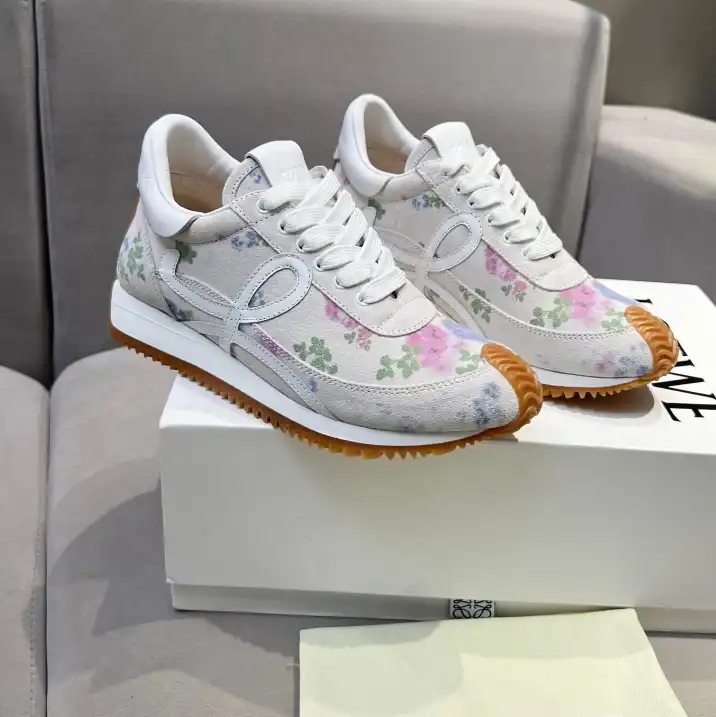 hype Loewe Sneakers