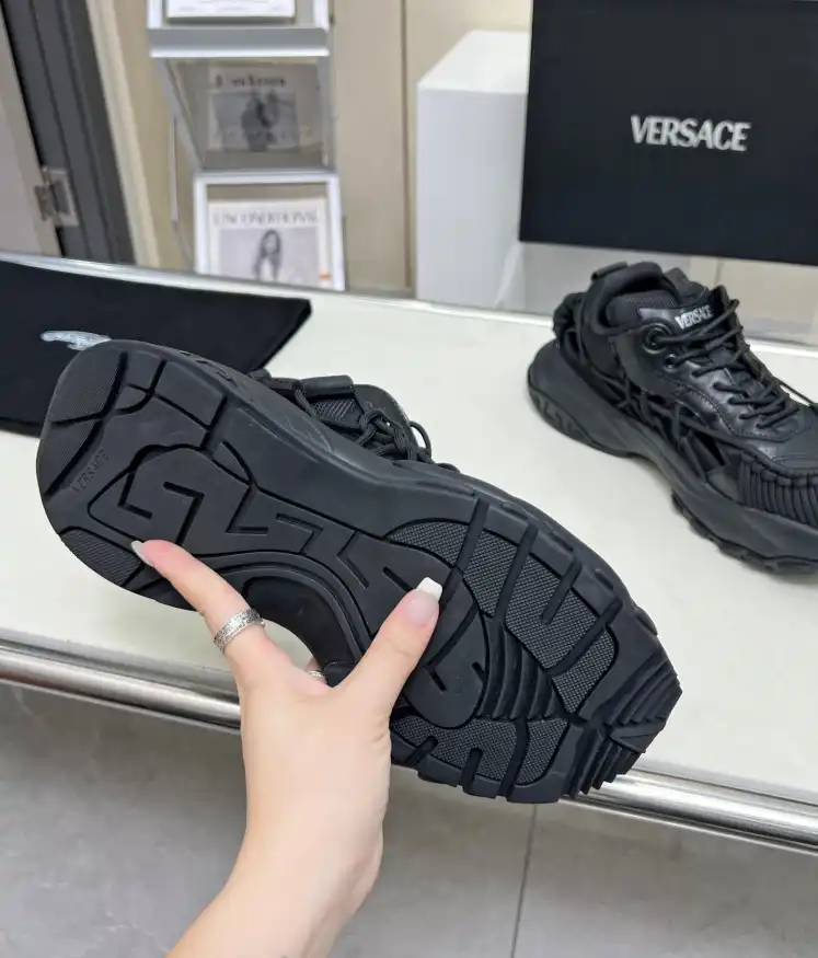 hype Givenchy Sneakers