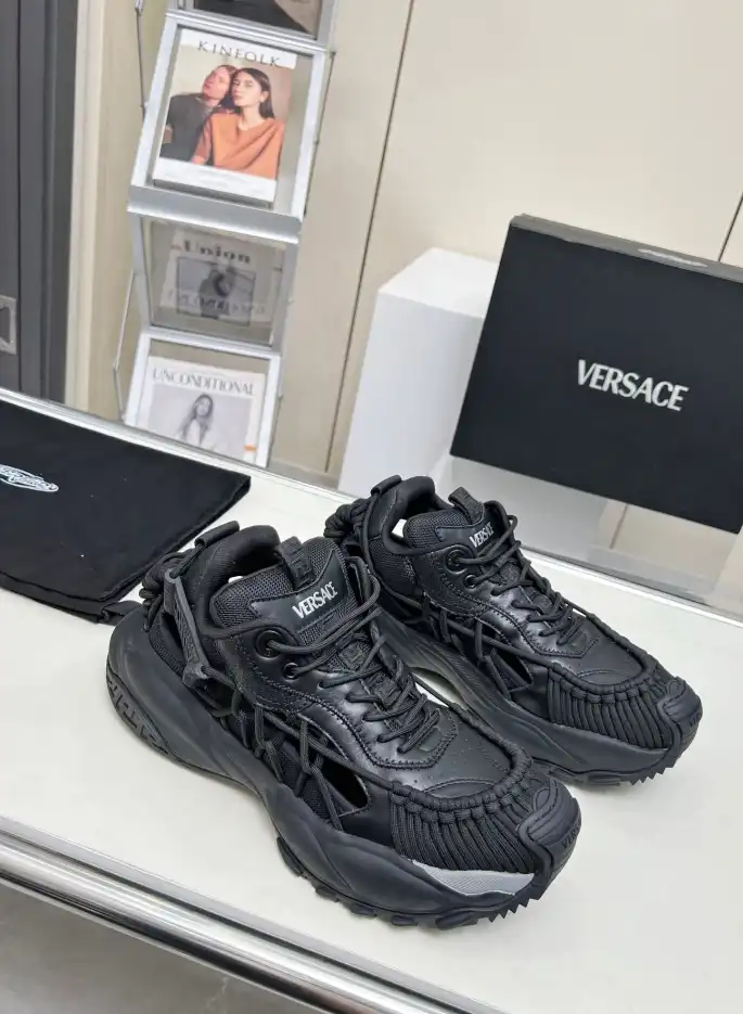 hype Givenchy Sneakers