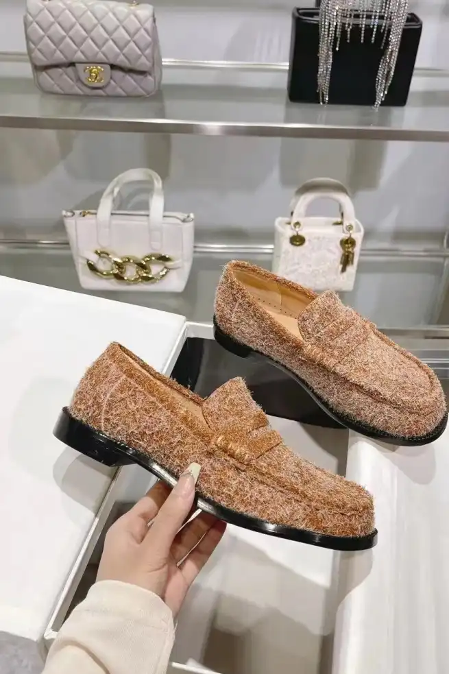 hype Loewe Leather Shoes